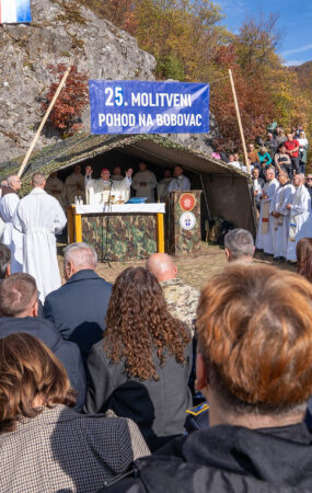 Misno slavlje 25. Molitvenog dana za domovinu na Bobovcu