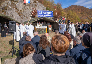 Misno slavlje 25. Molitvenog dana za domovinu na Bobovcu